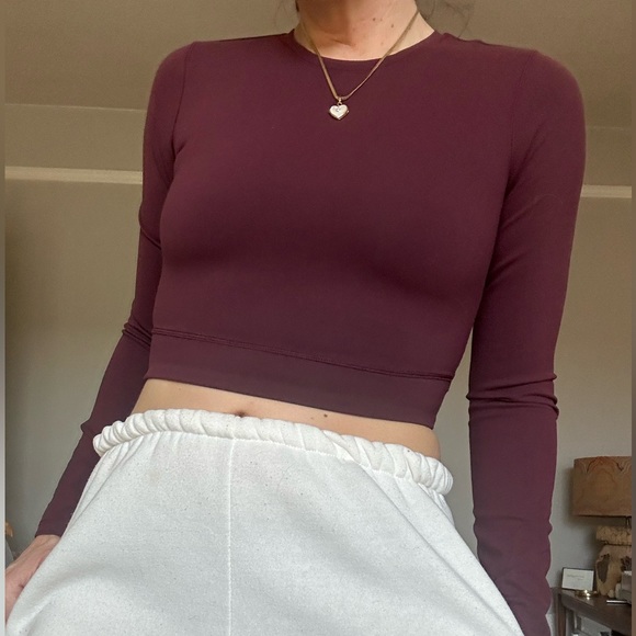 Lululemon long sleeve - Picture 1 of 2